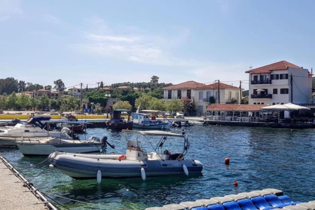 Jasmine By The Sea - κάτω γατζέα, πήλιο